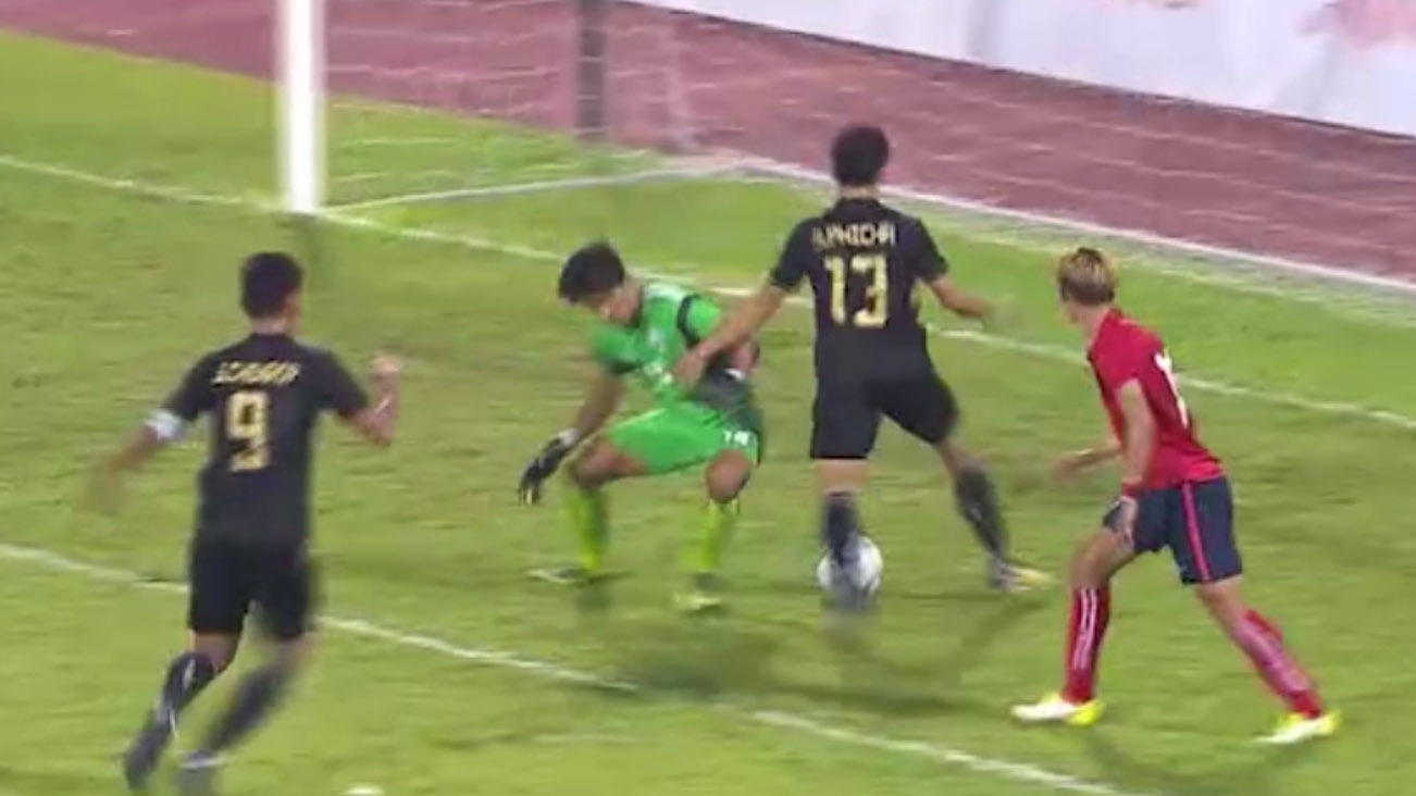 Ban thang hai huoc cua U22 Thai Lan truoc U22 Campuchia hinh anh