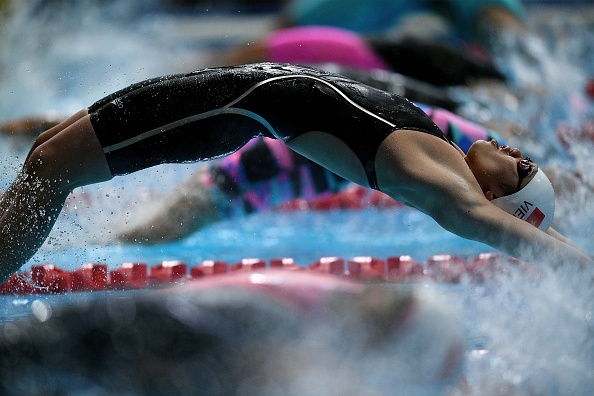 Anh Vien bo xa doi thu o vong loai 200 m boi ngua hinh anh