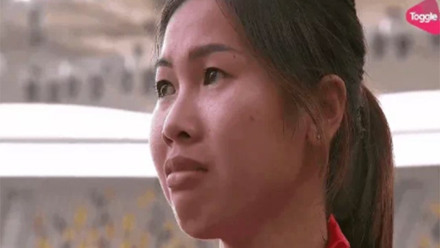 VDV Viet Nam khoc tuc tuoi khi phai chia huy chuong vang hinh anh