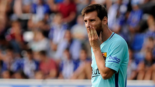 Tinh huong Messi sut hong 11 m trong tran gap Alaves hinh anh