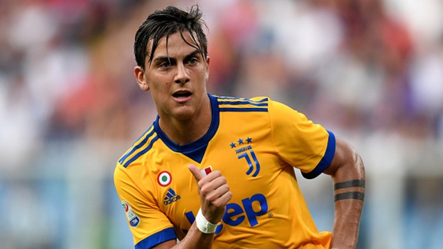 Dybala lap hat-trick giup Juventus nguoc dong danh bai Genoa hinh anh