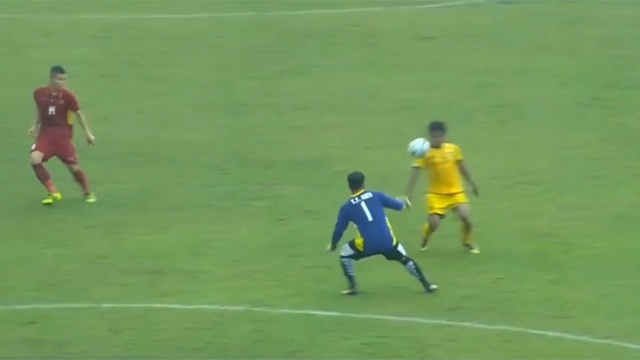 Sai lam ngo ngan cua thu mon U18 Viet Nam hinh anh