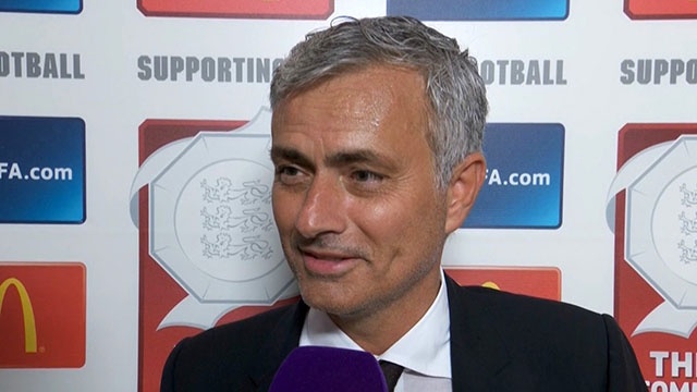 Mourinho tra loi phong van truoc cuoc doi dau voi Stoke City hinh anh