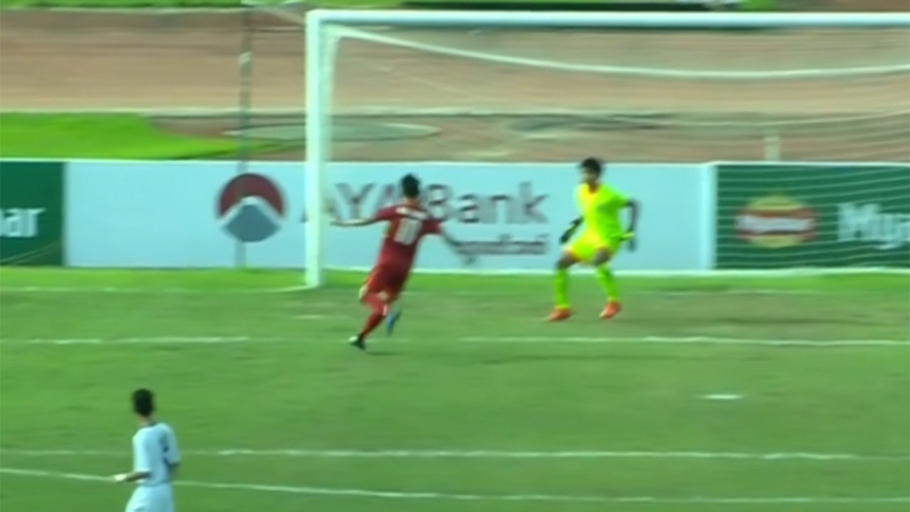 Pha bo lo kho tin cua cau thu U18 Viet Nam hinh anh