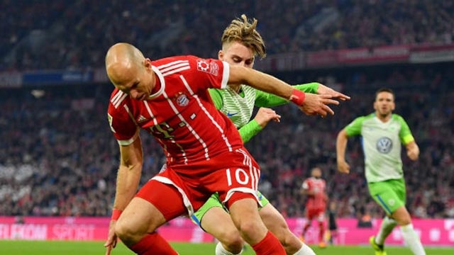 Highlights Bayern Munich bi cam hoa du dan truoc 2 ban hinh anh
