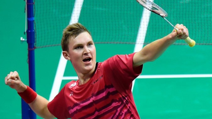 Viktor Axelsen danh bai Lee Chong Wei sau 3 set hinh anh