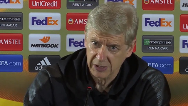 HLV Wenger: 'Tran dau voi Bate se danh cho cac cau thu tre' hinh anh