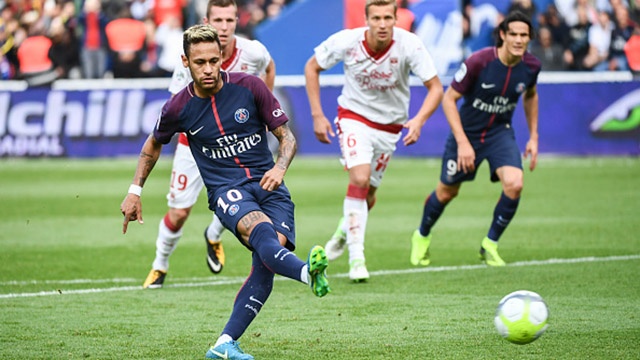 Neymar lan dau ghi ban tren cham 11 m cho PSG hinh anh