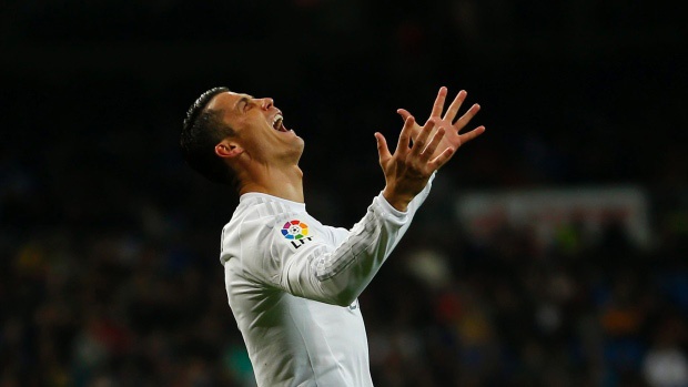 Nhung pha dut diem nghiep du cua Ronaldo hinh anh