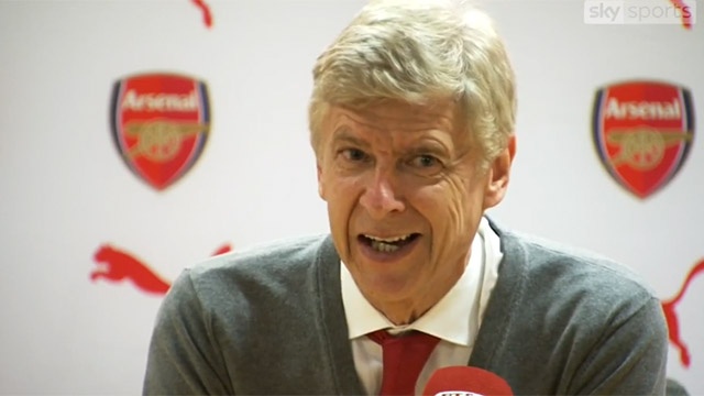 HLV Wenger noi gi ve viec Barca co the gia nhap Premier League hinh anh