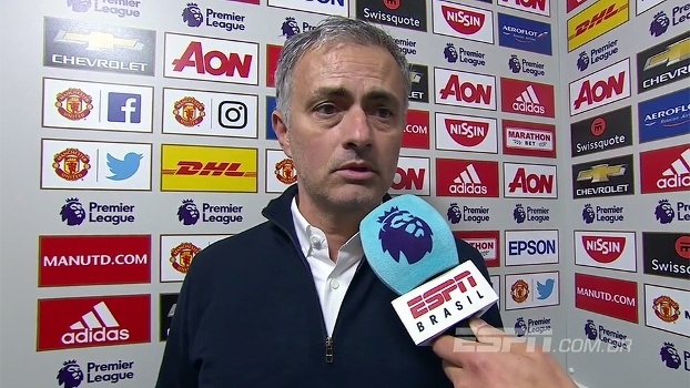 HLV Mourinho khang dinh khong ket thuc su nghiep tai MU hinh anh