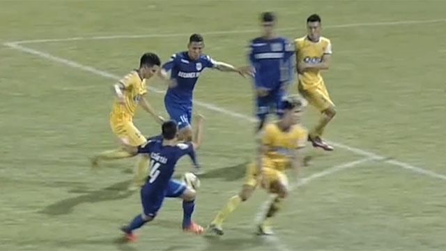 Thu mon CLB Thanh Hoa bat luc truoc pha da phan luoi nha hinh anh