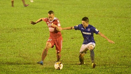 Highlights CLB Quang Ninh nguoc dong danh bai CLB TP.HCM hinh anh