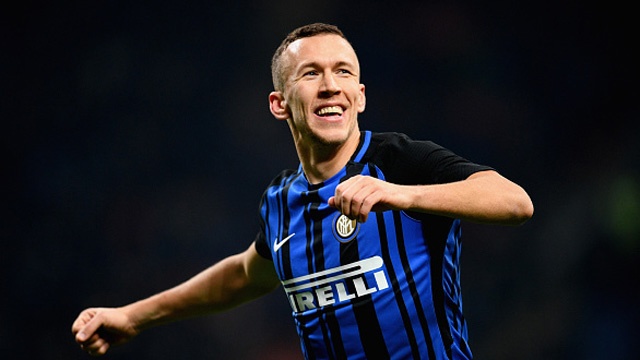 Inter len ngoi dau Serie A sau chien thang 5-0 truoc Chievo hinh anh