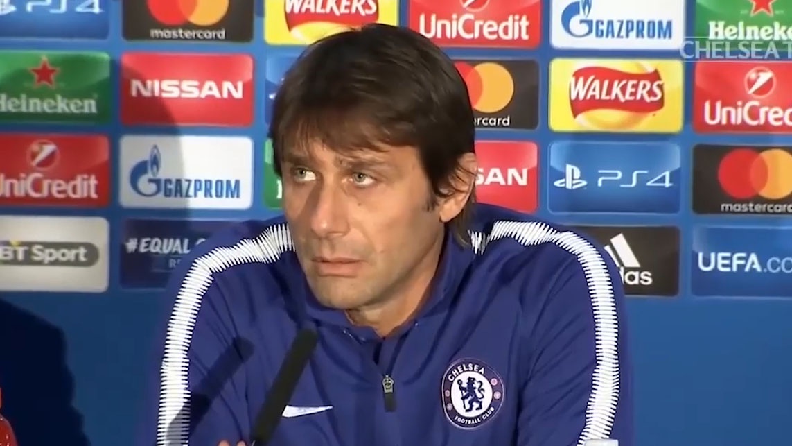 HLV Conte buc xuc khi phong vien lien tuc hoi ve David Luiz hinh anh