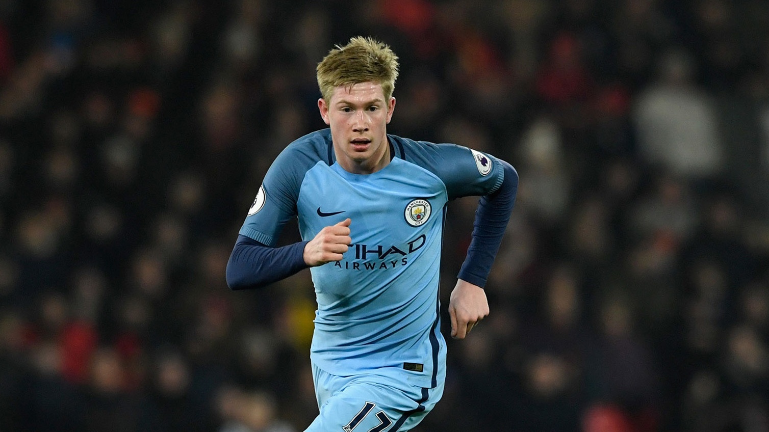 Man City 3-1 Watford: De Bruyne hay nhat tran hinh anh