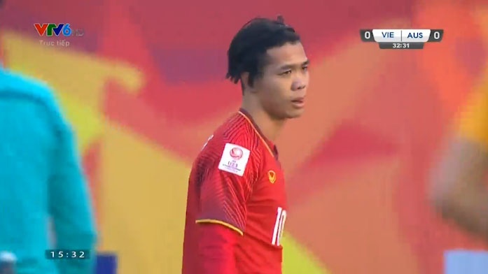 Hai pha gay song gio truoc cau mon U23 Australia cua Cong Phuong hinh anh