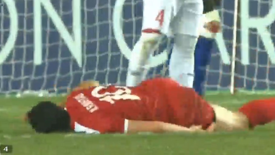 Pha dut diem chech khung thanh cua cau thu U23 Syria hinh anh