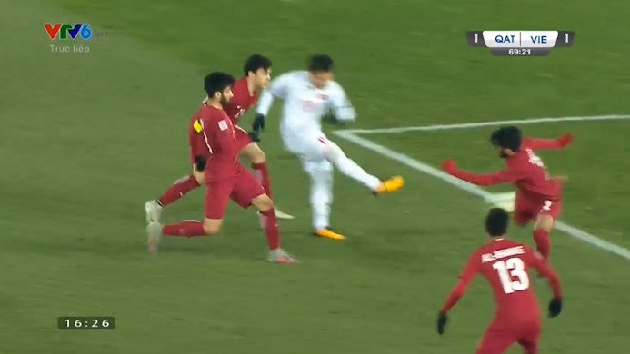 Ban thang cua Quang Hai vao luoi U23 Qatar hinh anh