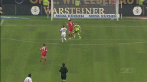 10 sai lam hai huoc nhat lich su cua thu mon o Bundesliga hinh anh