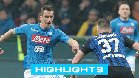 Napoli va Inter niu chan nhau tren bang xep hang hinh anh