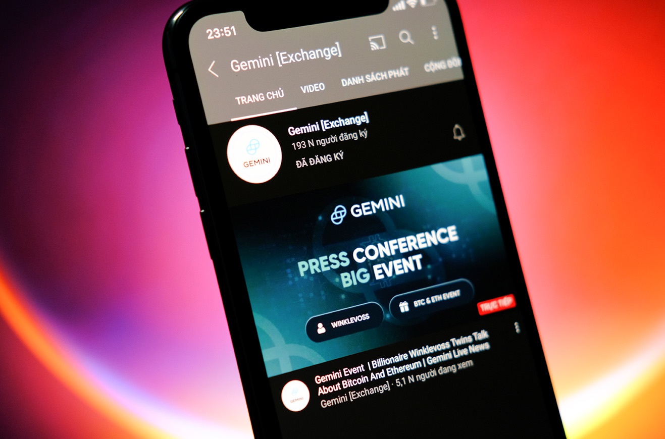 Rapper Phuc Du bi hack kenh YouTube hinh anh