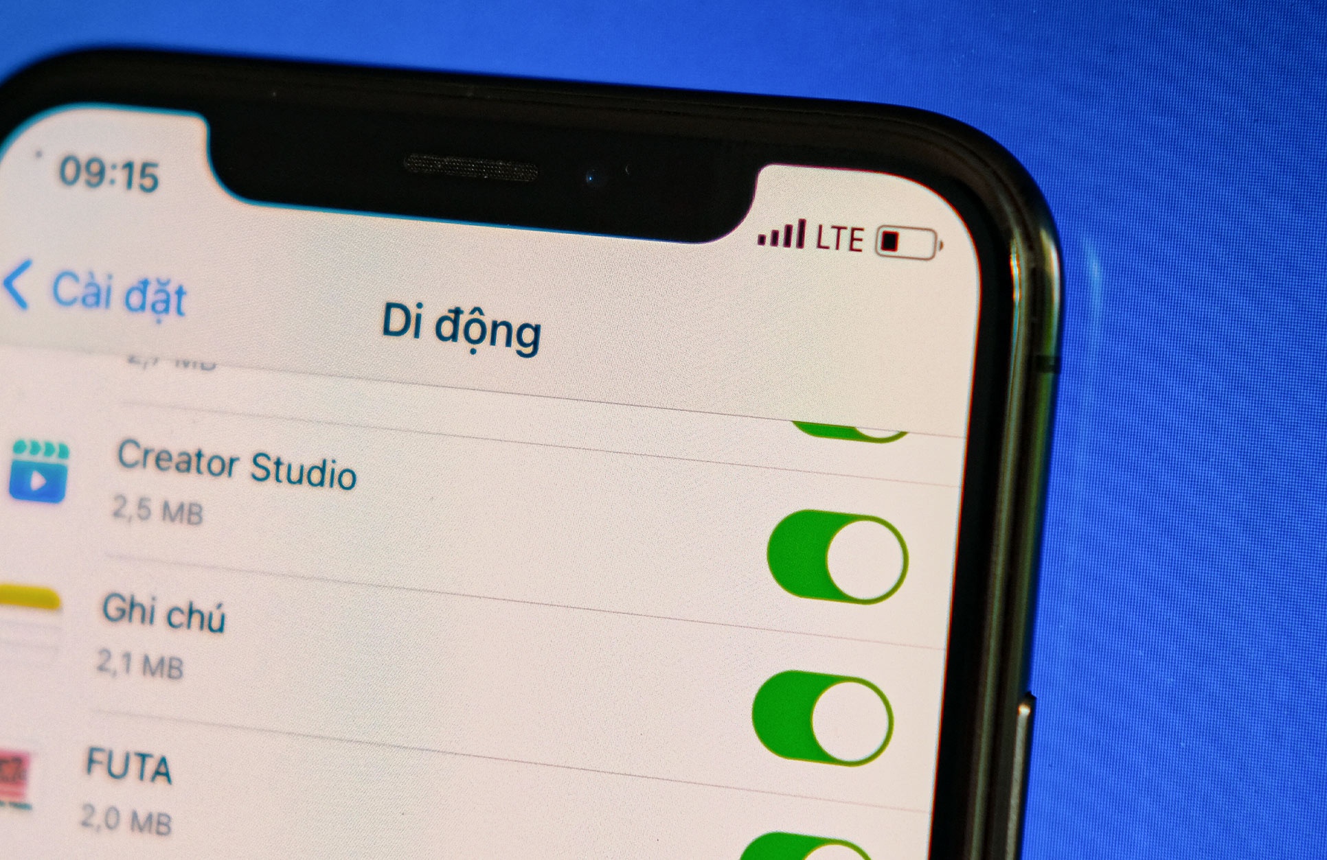 Cach tiet kiem data 4G tren iPhone it nguoi biet hinh anh