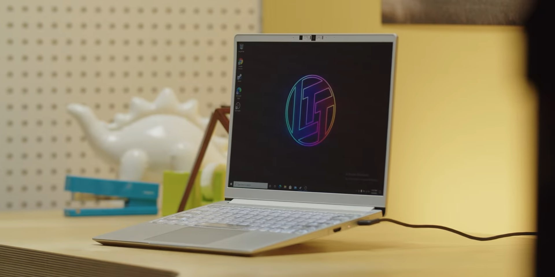 laptop thay the linh kien anh 9