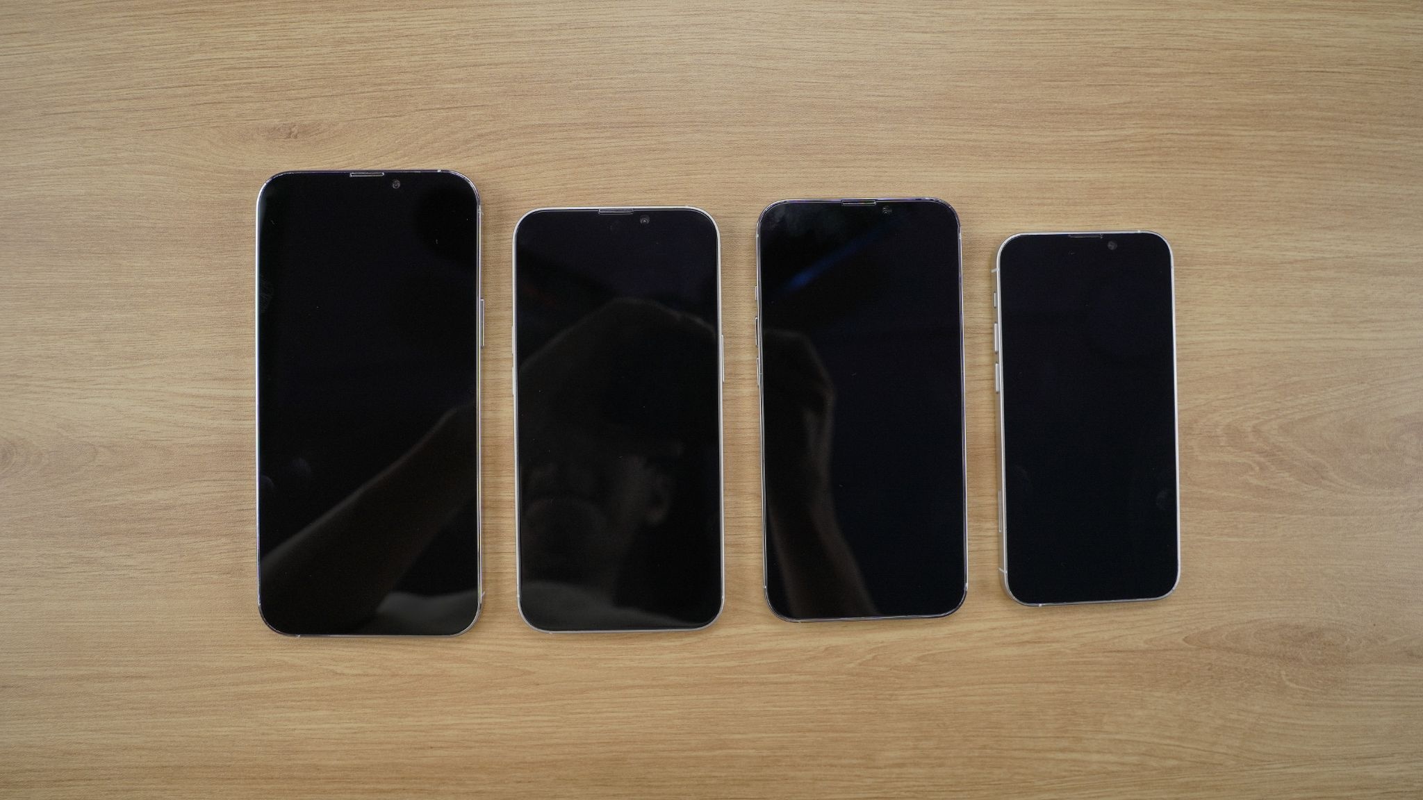 Mo hinh iPhone 13 co mat tai Viet Nam anh 7