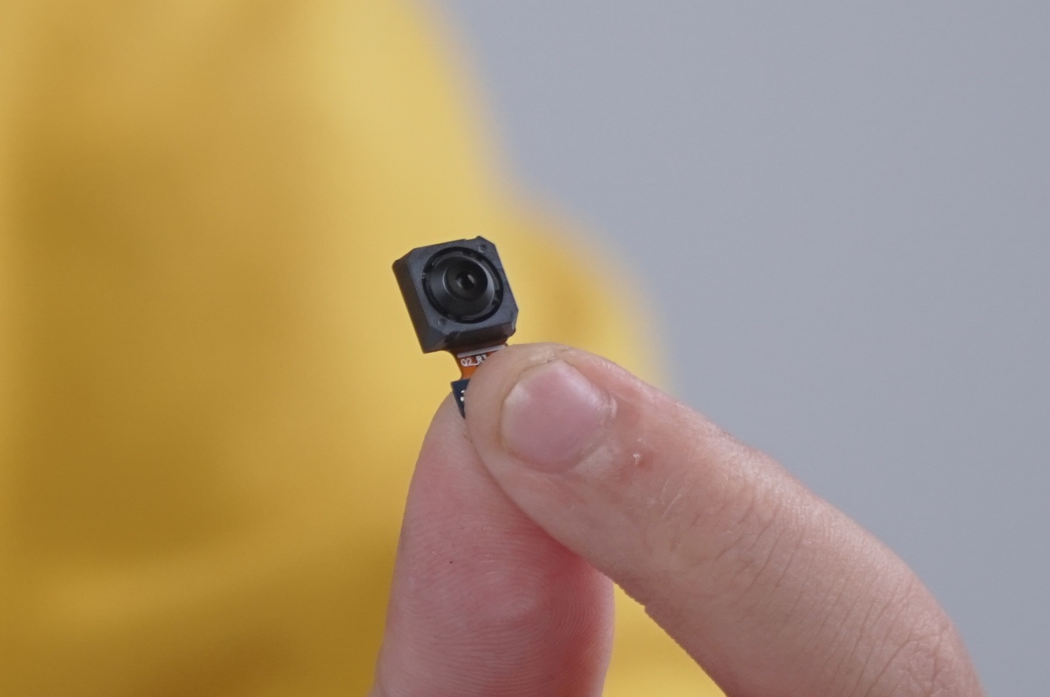 linh kien ben trong z fold3 anh 14