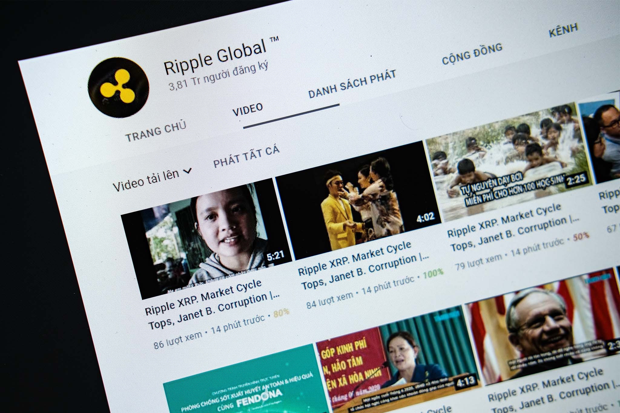 Kenh YouTube Bao Thanh Nien bi khoa hinh anh