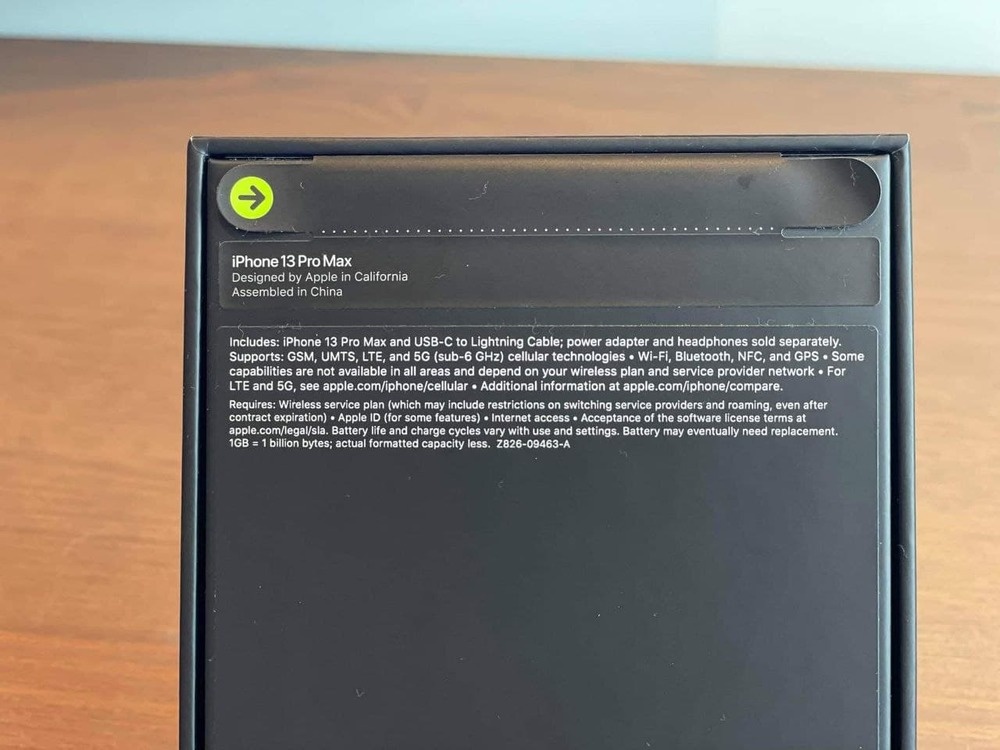 Vua ban ra, iPhone 13 da bi lam gia tem niem phong hinh anh