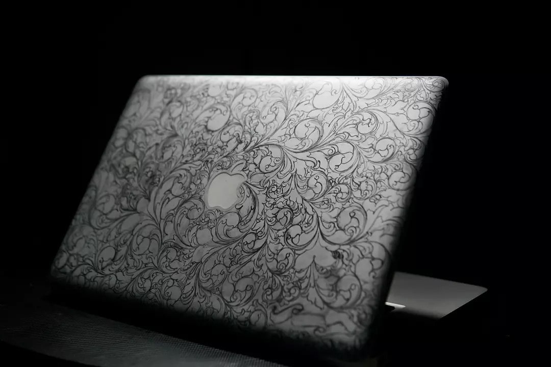 Nguoi Viet dieu khac MacBook bang tay anh 5