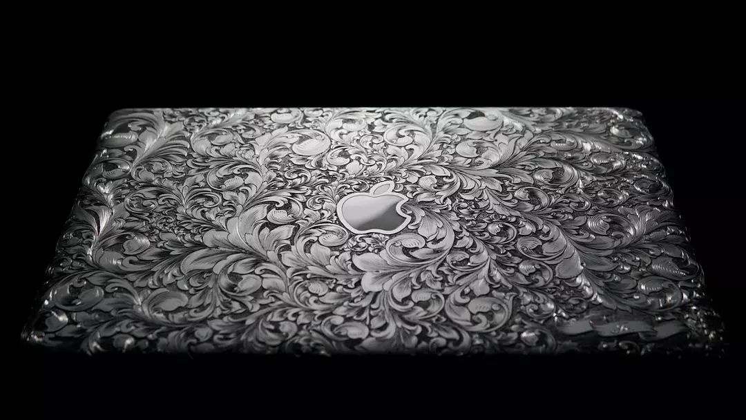 Nguoi Viet dieu khac MacBook bang tay anh 2