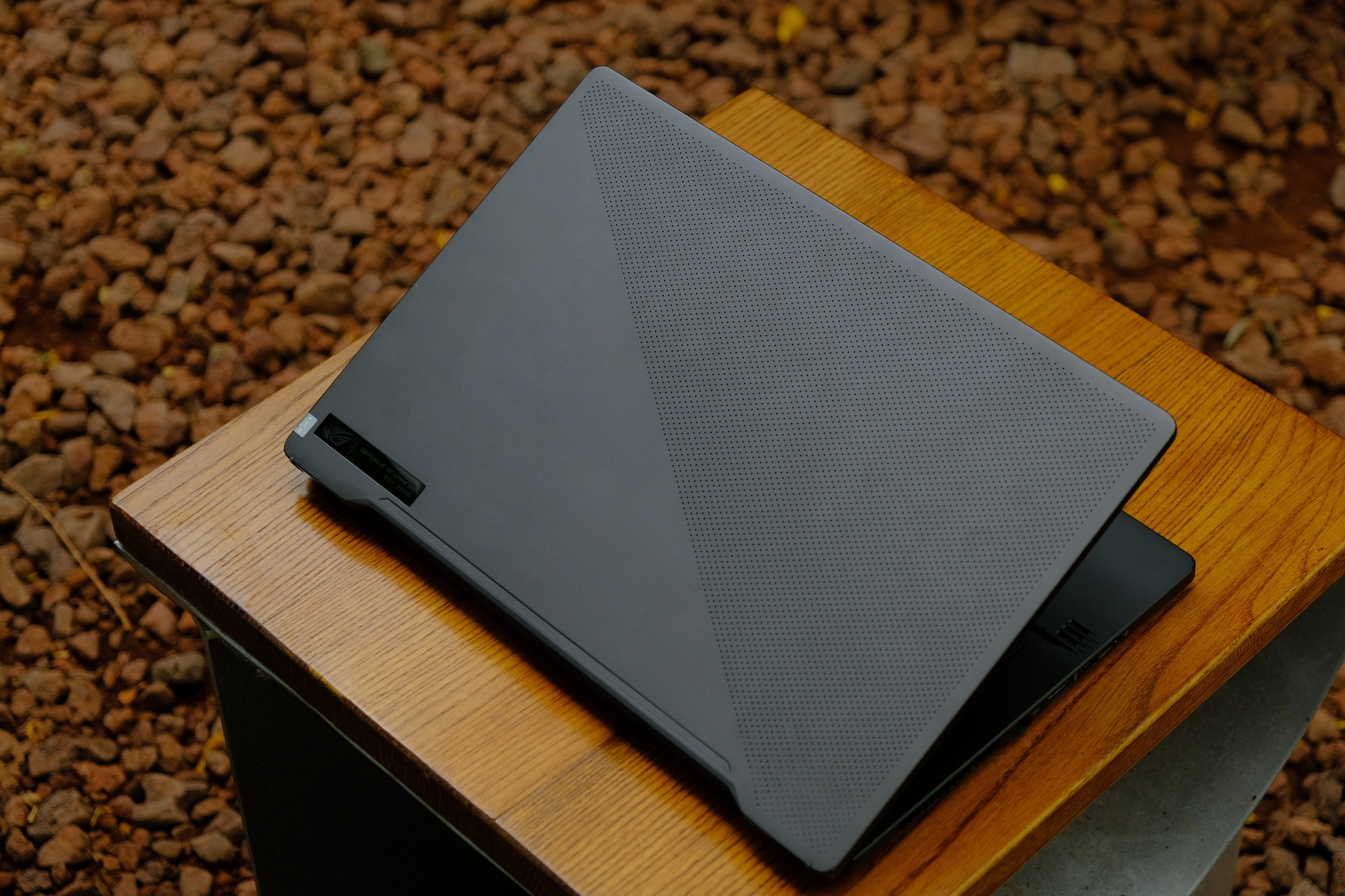 danh gia rog zephyrus g14 anh 3