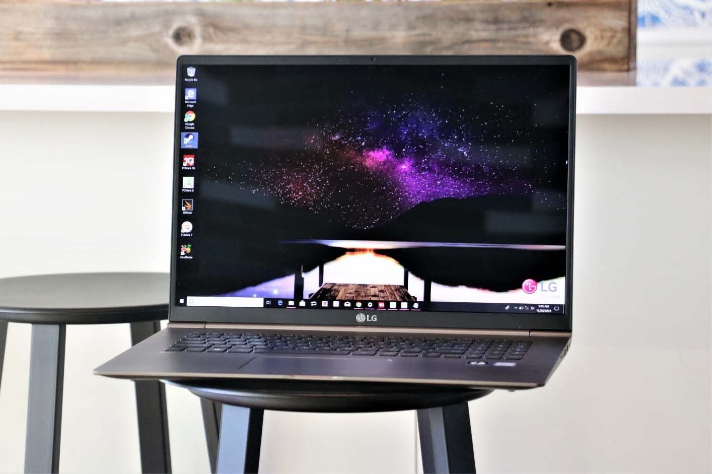 5 mau laptop duoc yeu thich nhat 2021 hinh anh