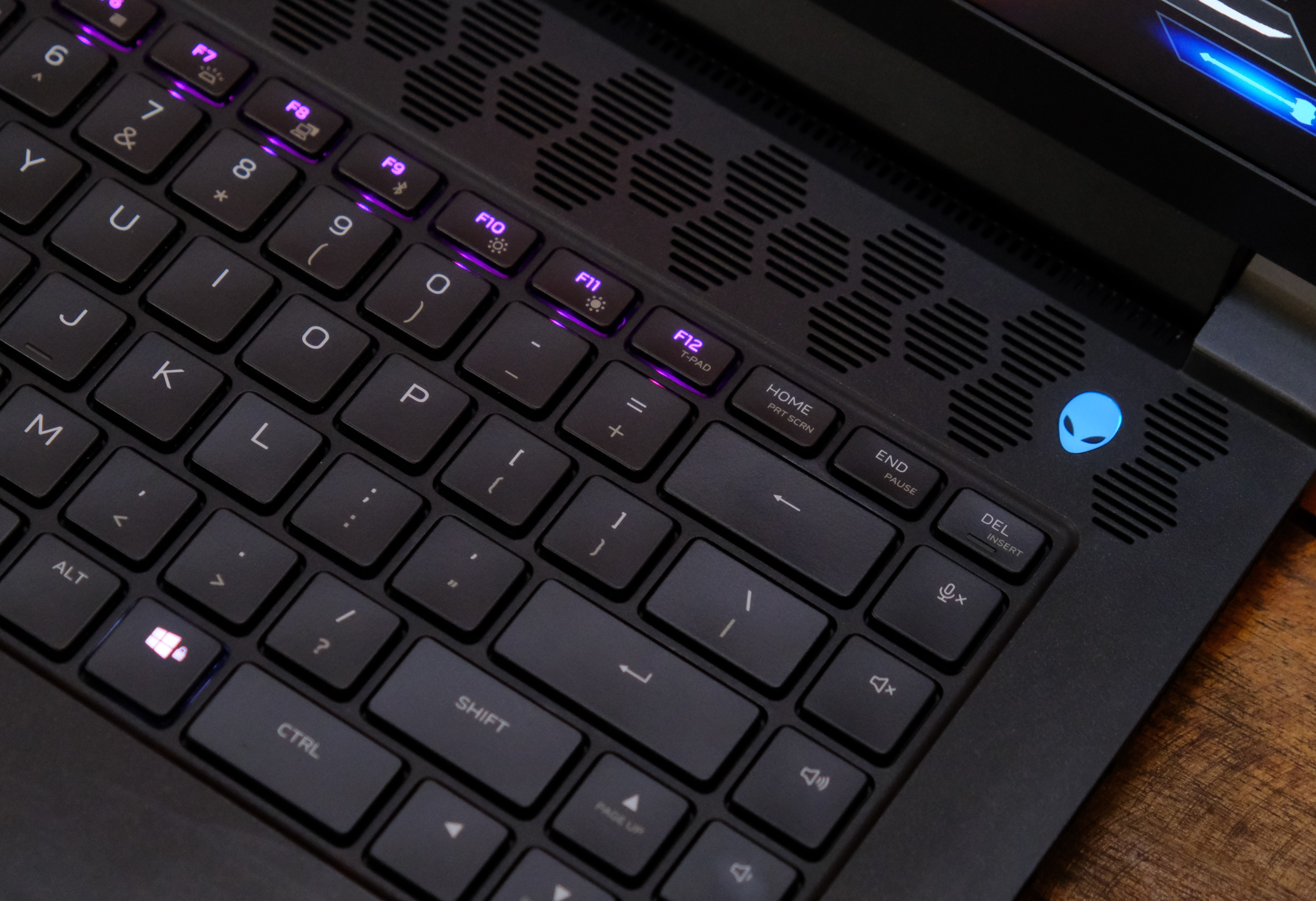 Danh gia Alienware M15 R6 anh 18