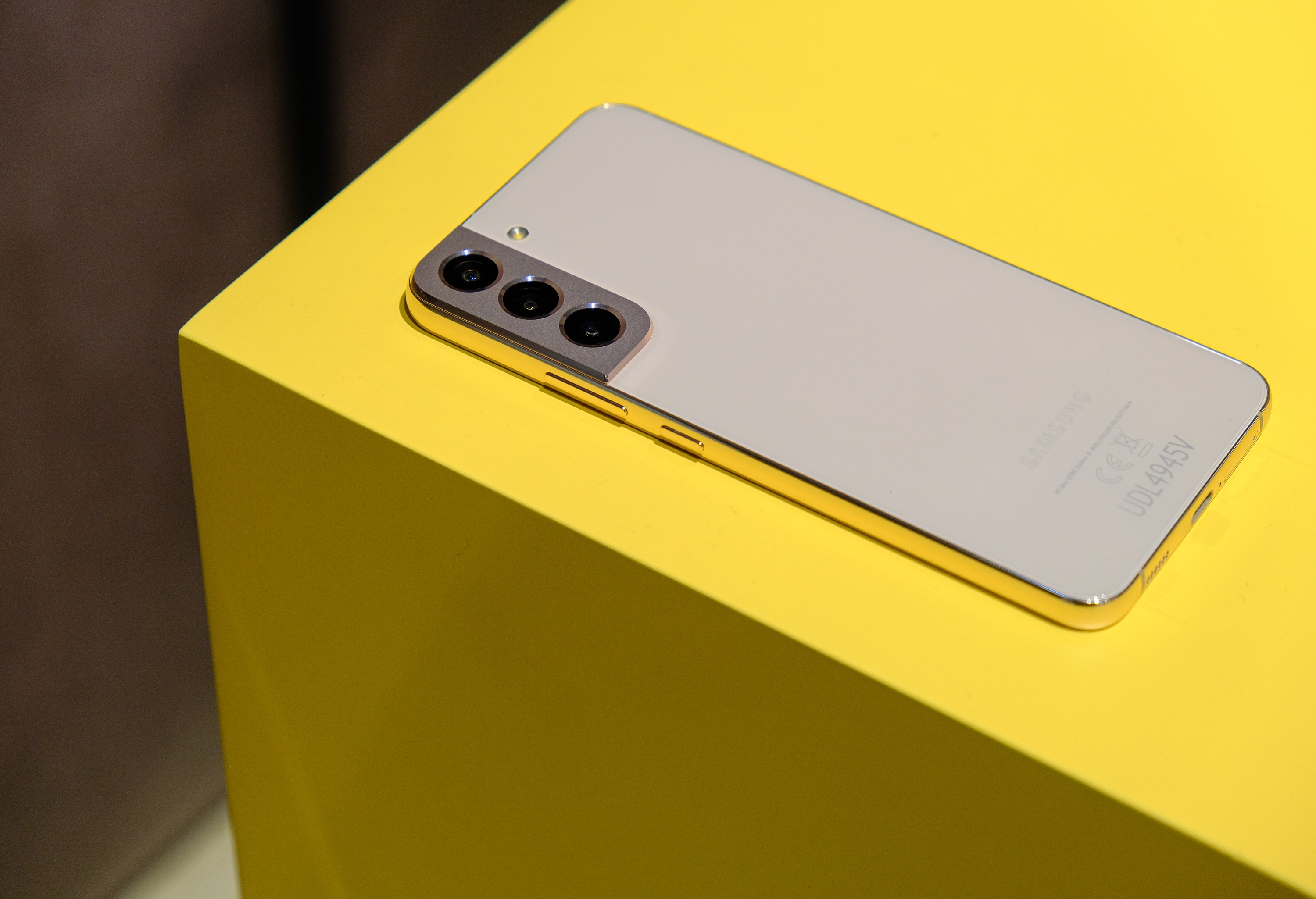 Trai nghiem Galaxy S22,  S22+: thiet ke khong doi,  hieu nang cai thien anh 4