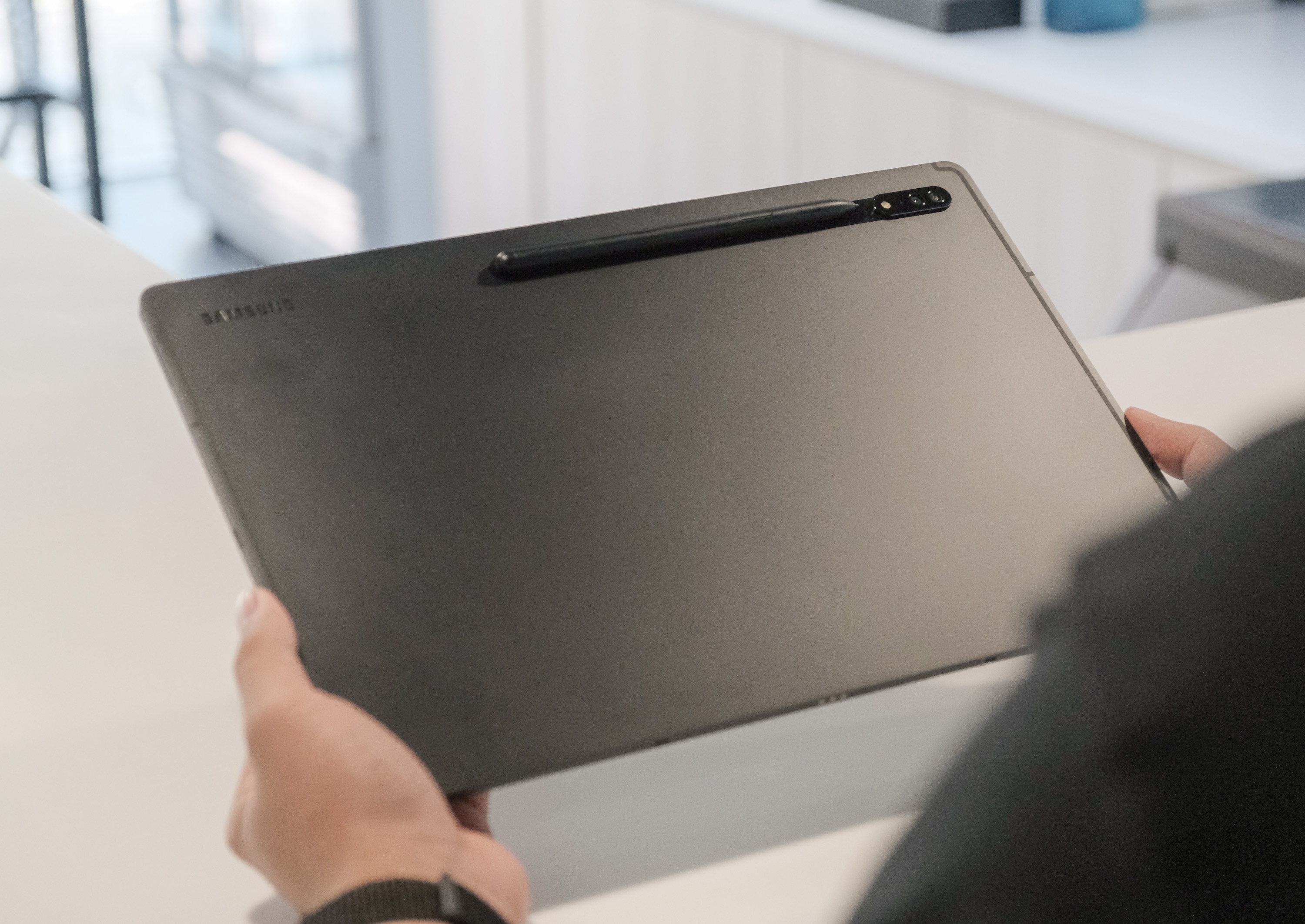 tablet lam viec anh 1