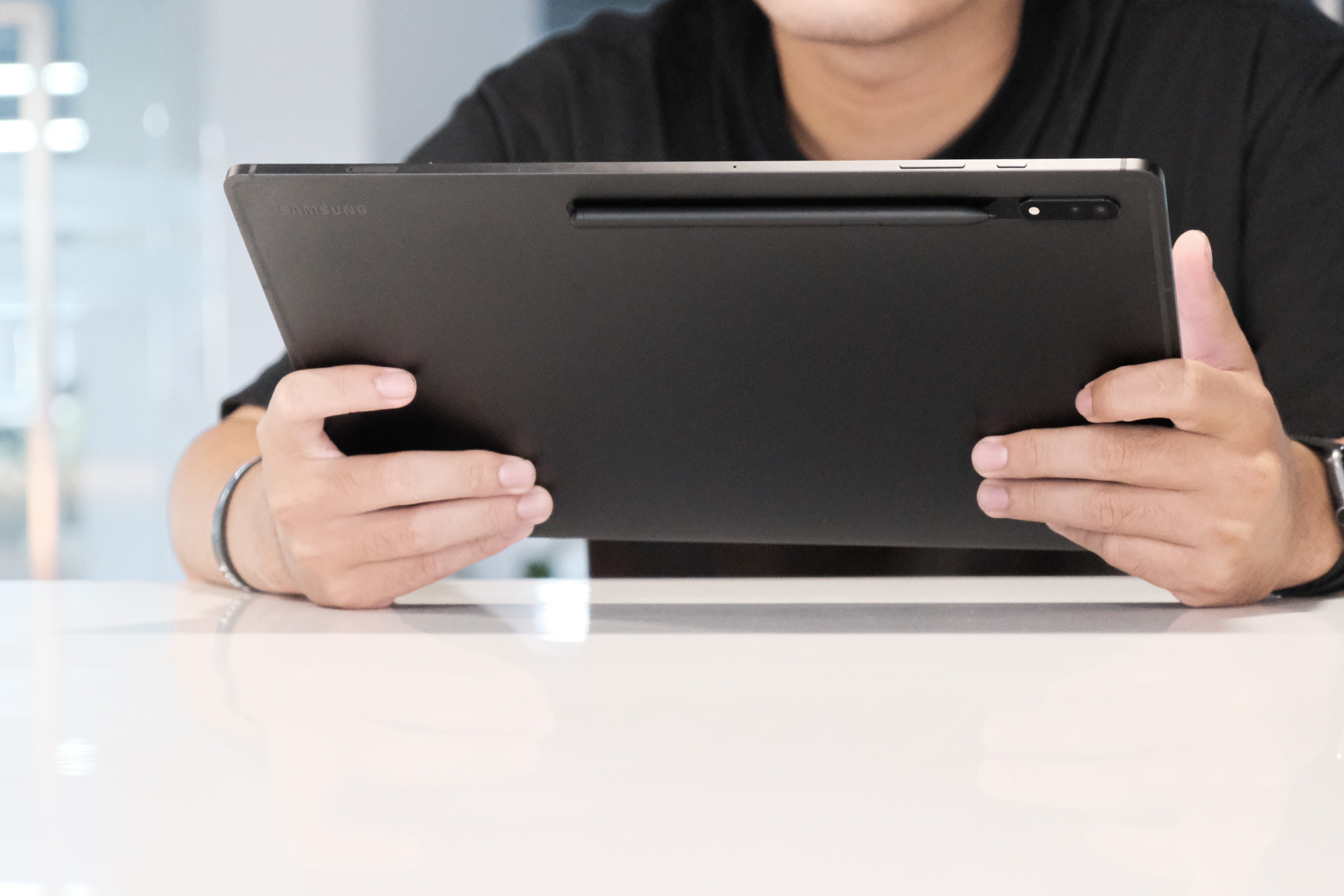 tablet lam viec anh 8