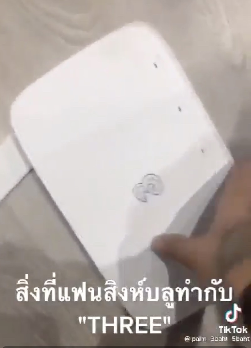 Nha mang nhan ‘bao’ 1 sao vi cat hop dong tai tro Chelsea anh 2