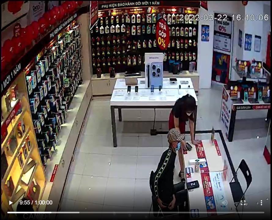 Thu doan danh trao may hong lay dien thoai dat tien anh 1