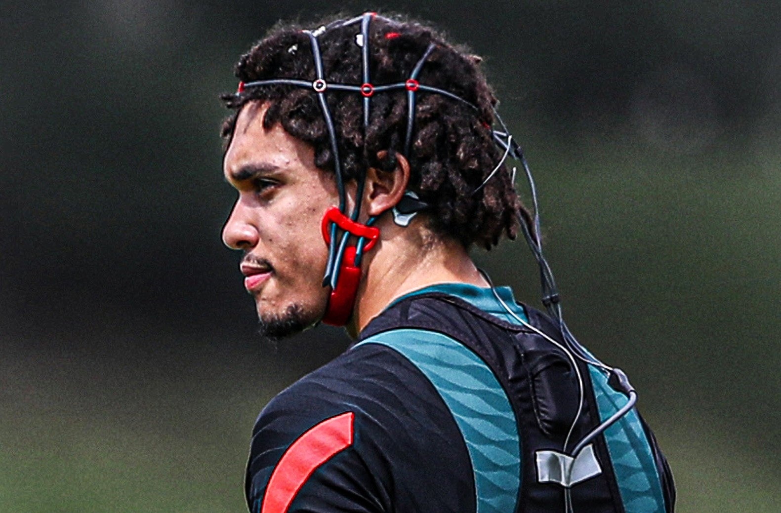 Liverpool dung may doc song nao de chuan bi dau Real Madrid hinh anh