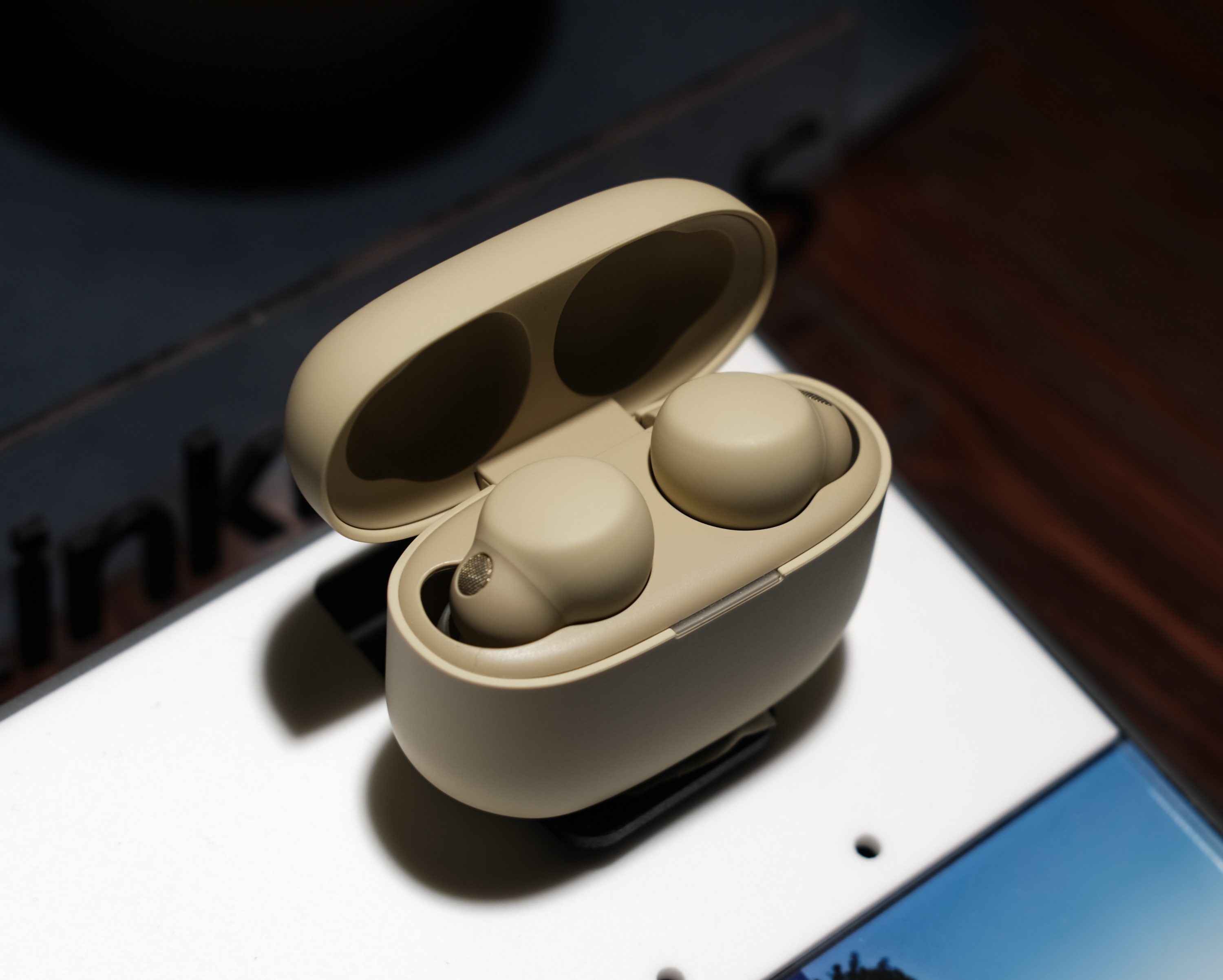 tai nghe chong on cao cap anh 9