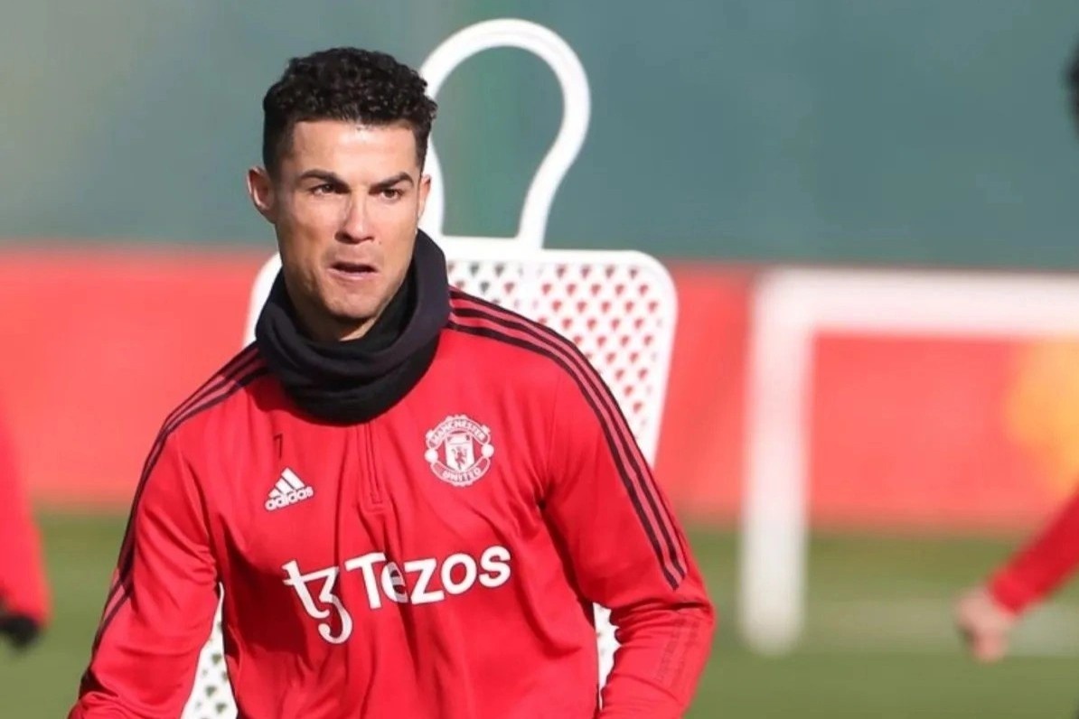 Man Utd, Arsenal gap rac roi vi cuoc khung hoang tien so hinh anh