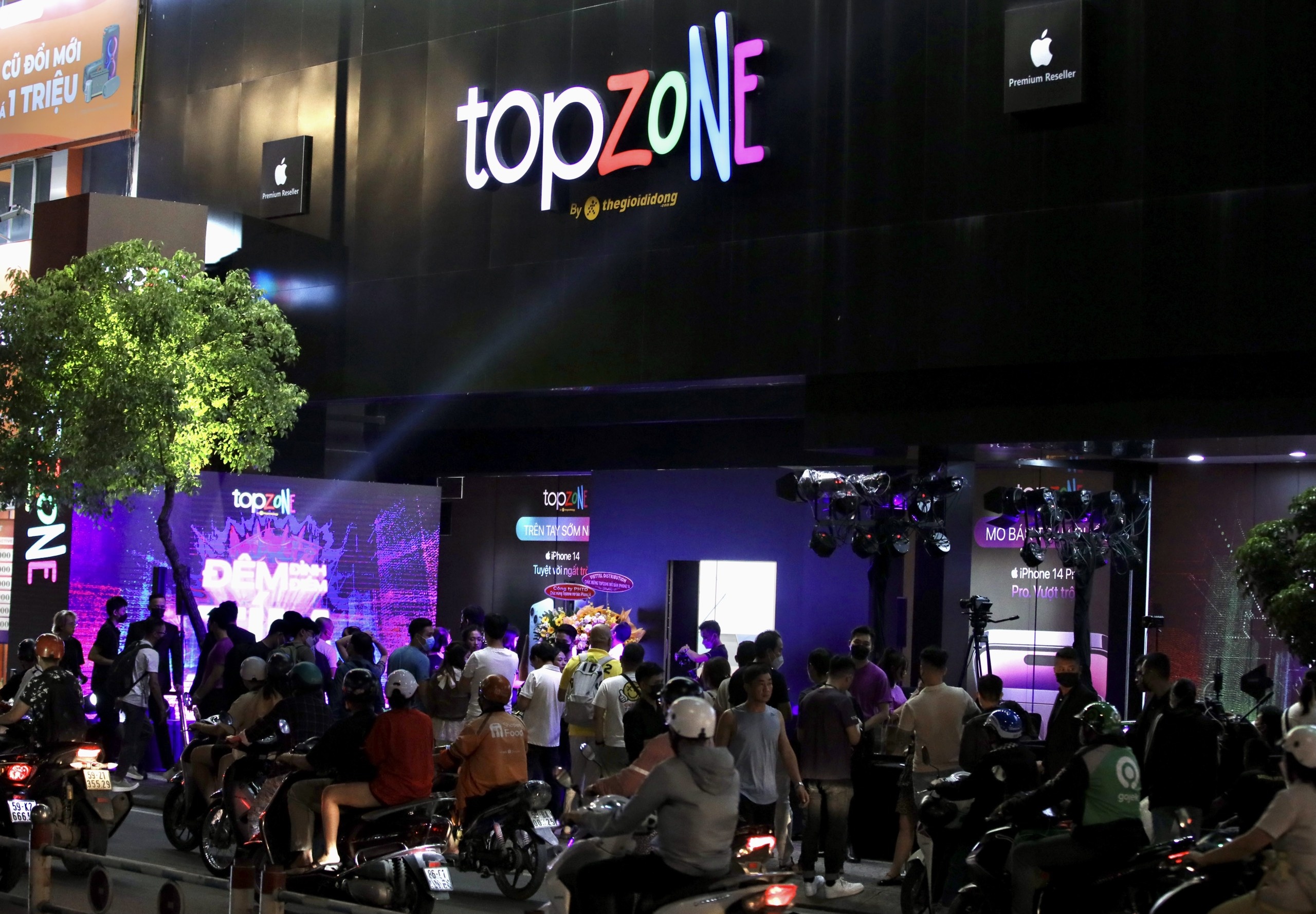 mo ban iphone 14 anh 1