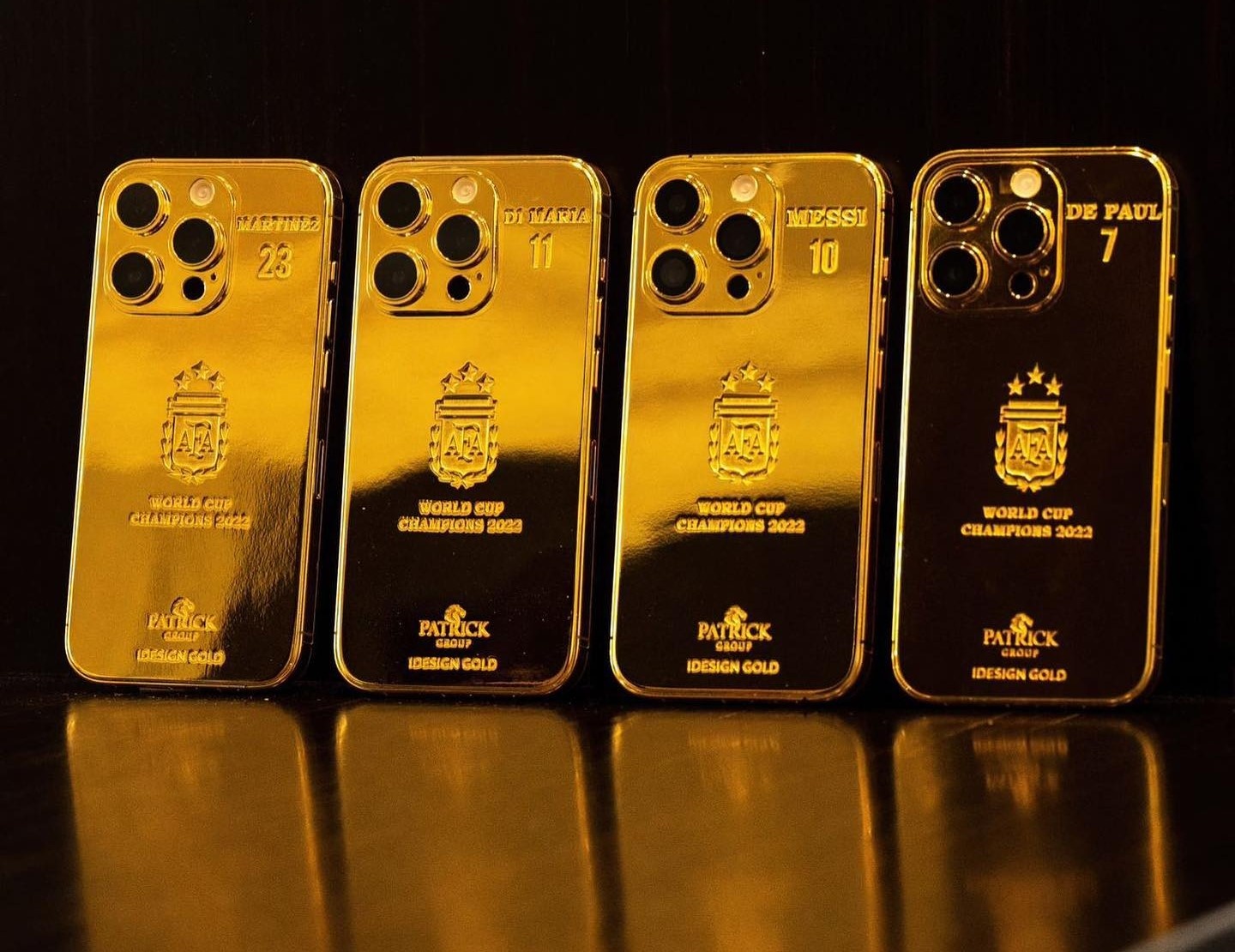 Can canh chiec iPhone 14 ma vang Messi tang dong doi hinh anh