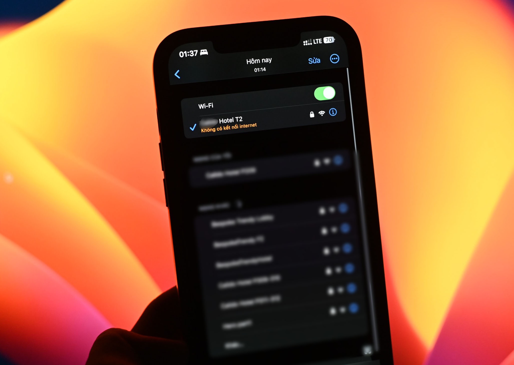 Nguoi dung FPT mat mang trong dem hinh anh