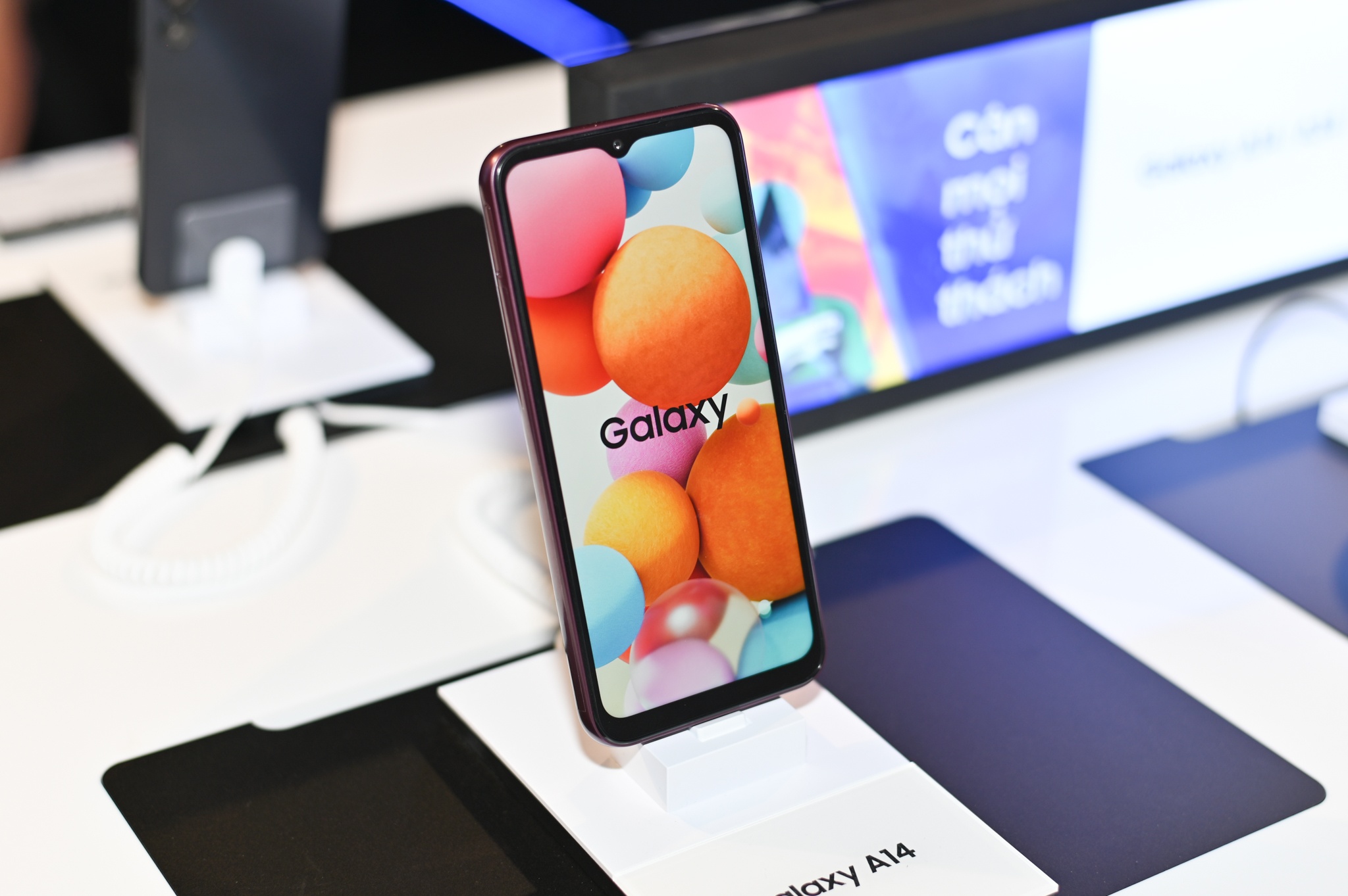 Samsung A ảnh 3 Samsung A anh 3