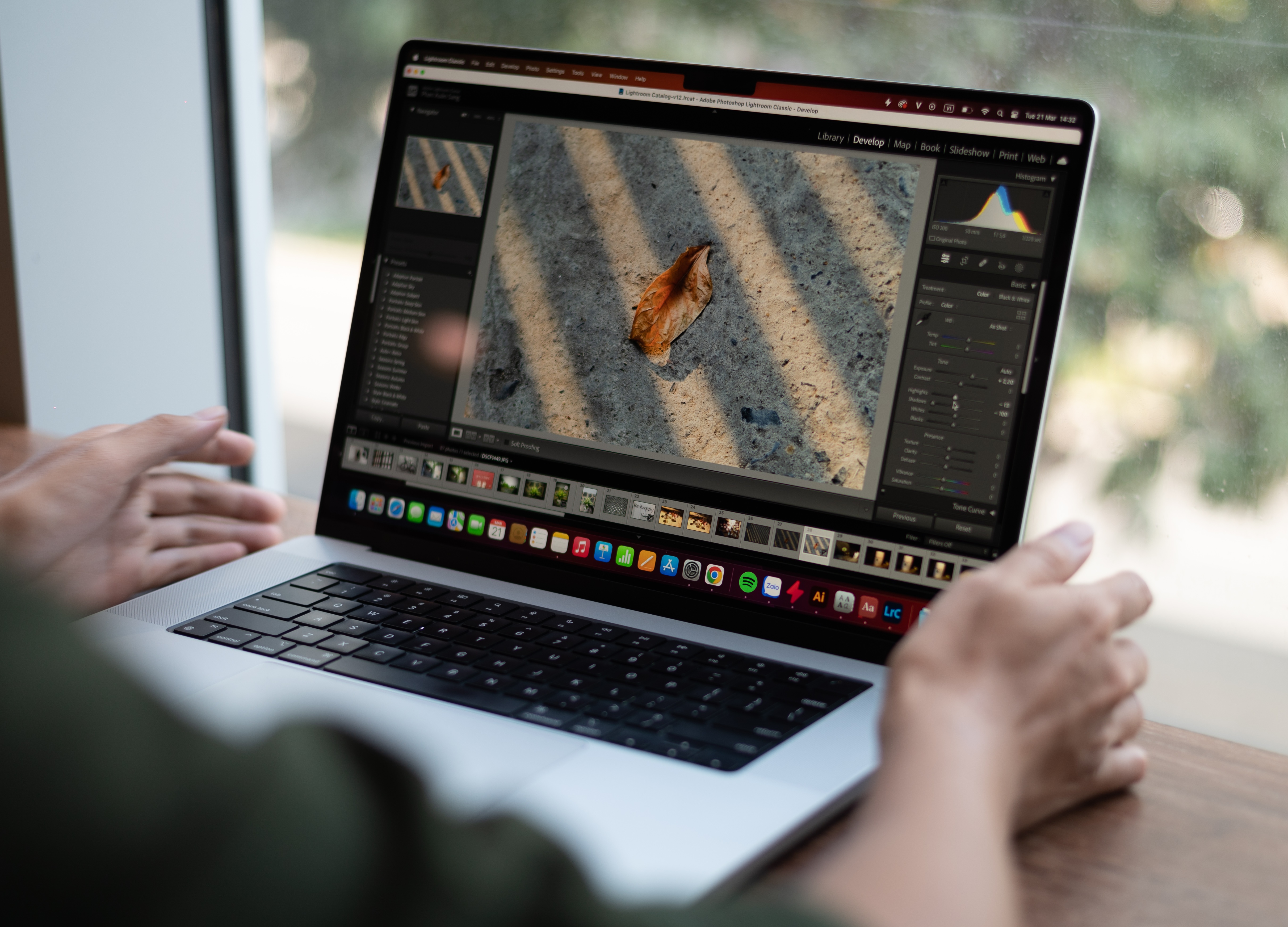 pin macbook pro 2023 ảnh 4 pin macbook pro 2023 anh 4